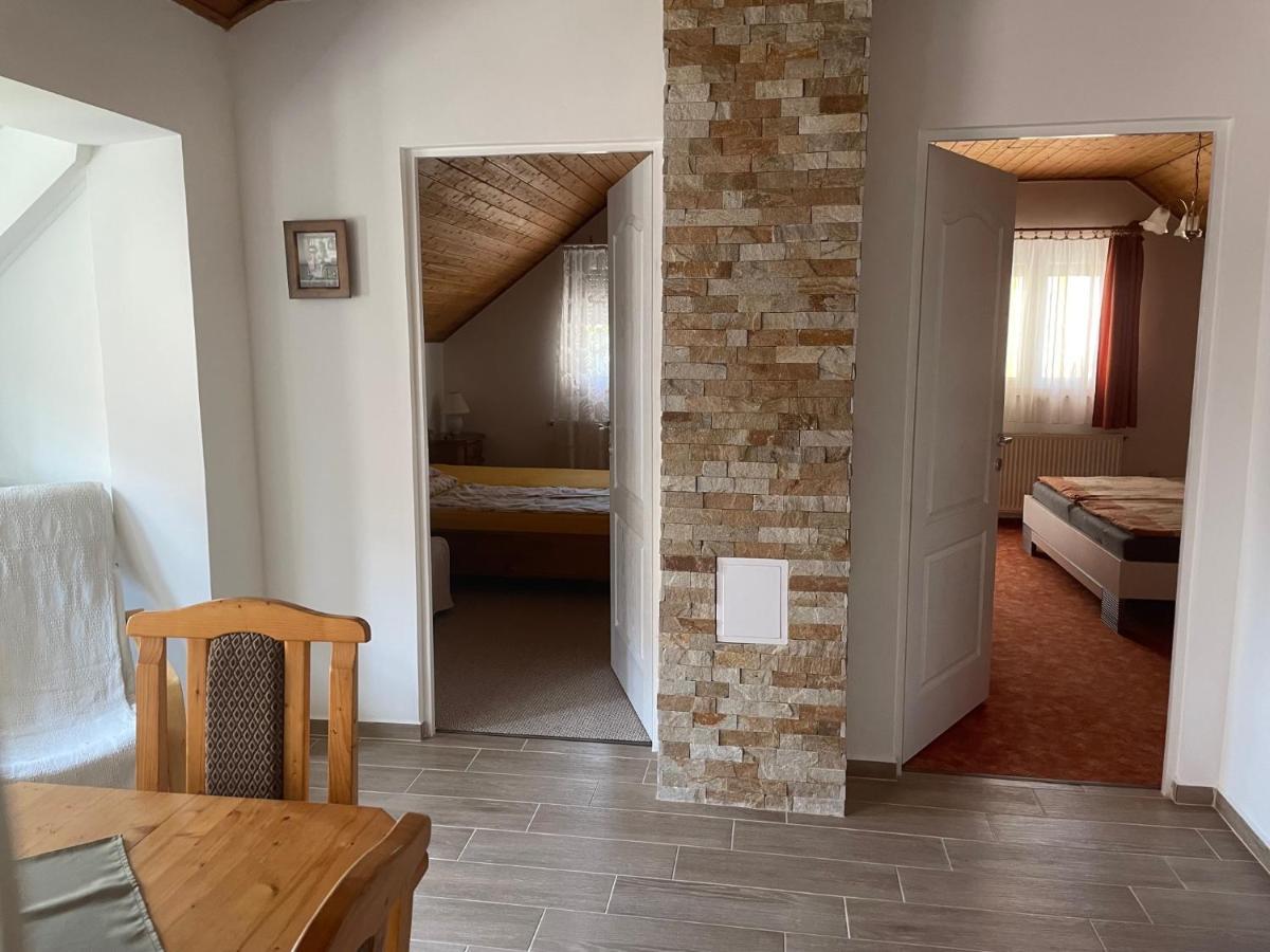 Jasmin Apartman Balatongyorok Exterior foto